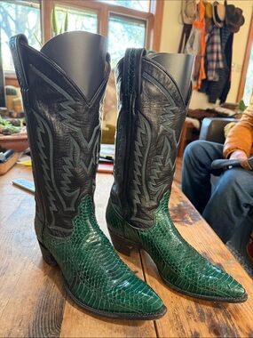 Vintage Larry Mahan Green Exotic Snakeskin Western Cowboy Boots Womens 8